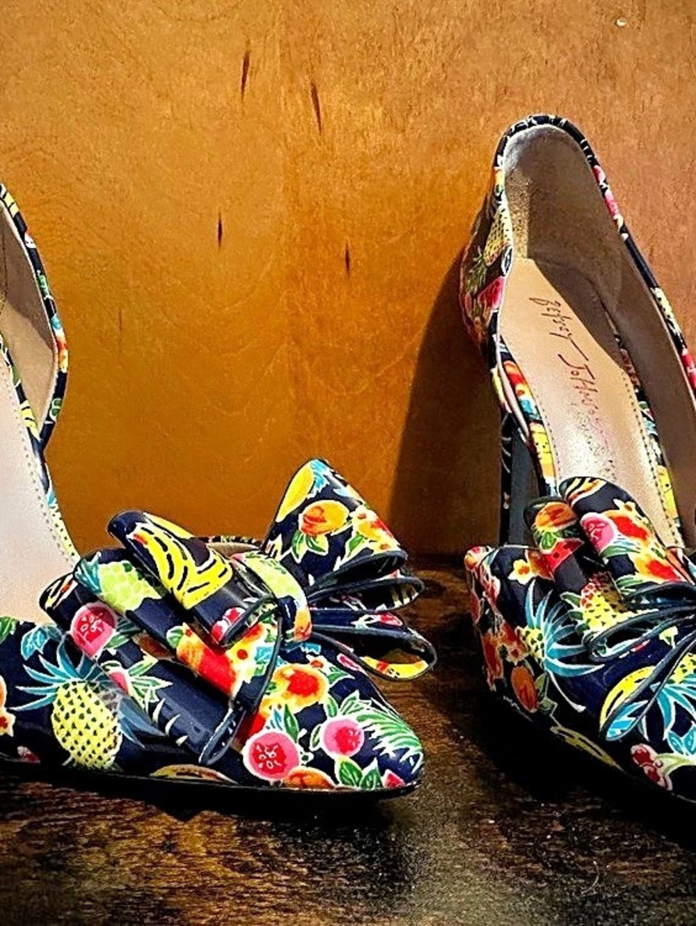 Betsey Johnson Tropical Fruit Print Bow Pointed Toe Pumps Heels